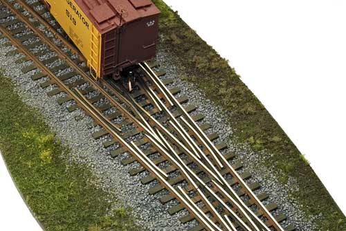 270608bb.jpg dual gauge turnout model ho scale