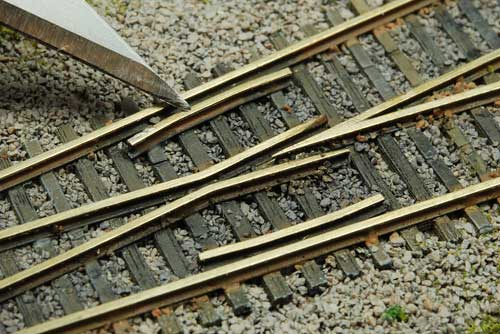 300608a.jpg z scale fast tracks