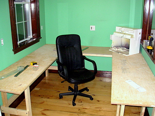 bench2s.JPG