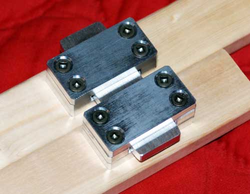 clip.jpg alignment clip