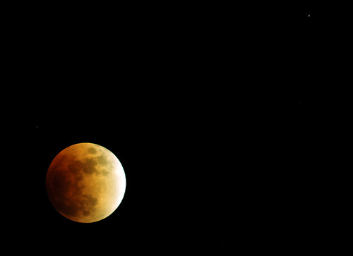 moonsmall.jpg moonsmall.jpg