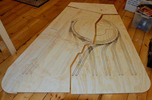 plywoodcutsmall.jpg plywoodcutsmall.jpg